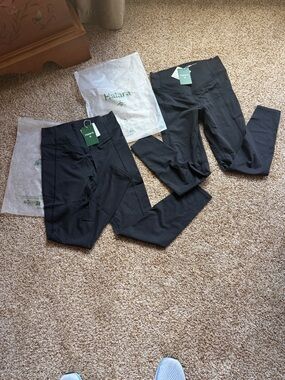 Halara Scrunch Butt Leggings